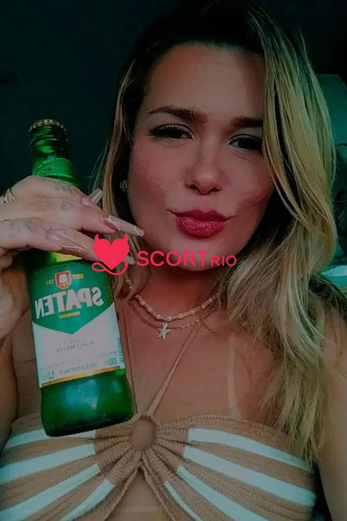 Mayra Maserati - Foto 1, garota de programa loira no Rio de Janeiro