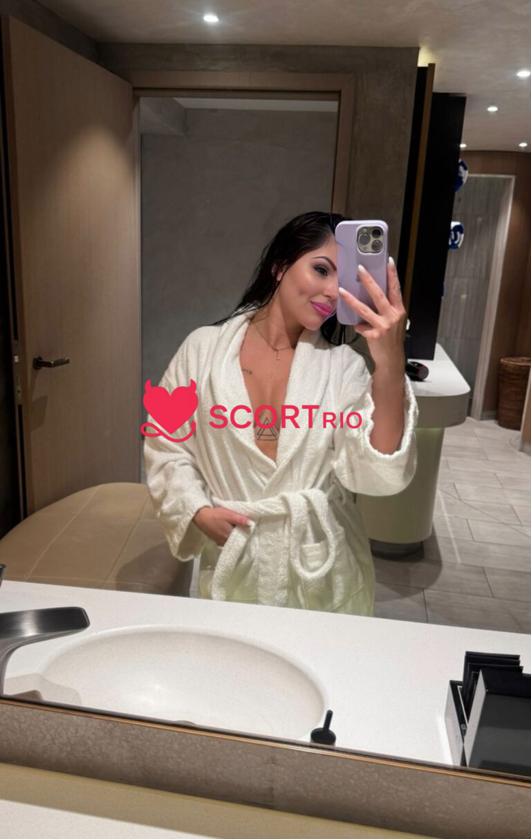 Yara Mattos, escort em Copacabana - Foto 3