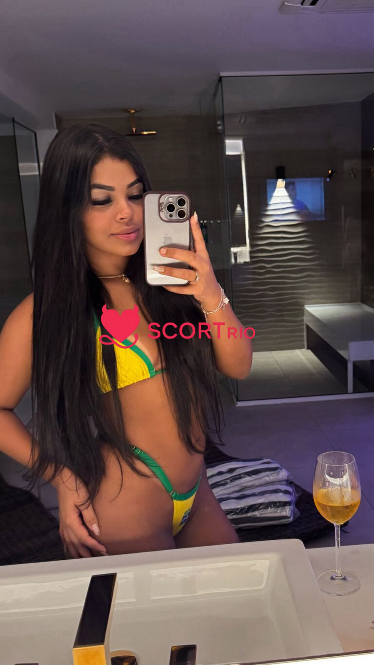 Clarice Lopes, garota de programa em Copacabana - Foto 2