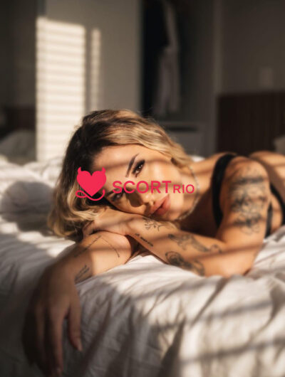 Acompanhante loira RJ na Barra da Tijuca — Paloma Belmon